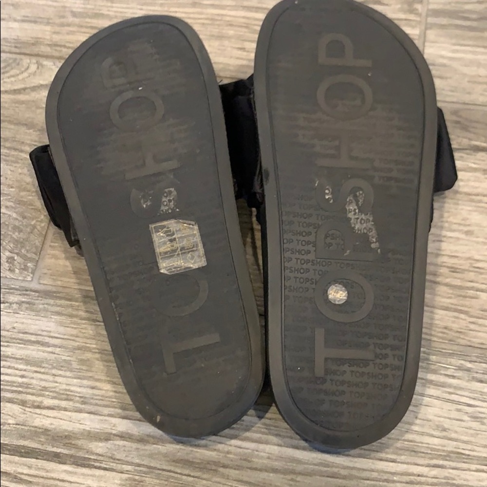 TopShop Slides 🖤 - Picture 4 of 4